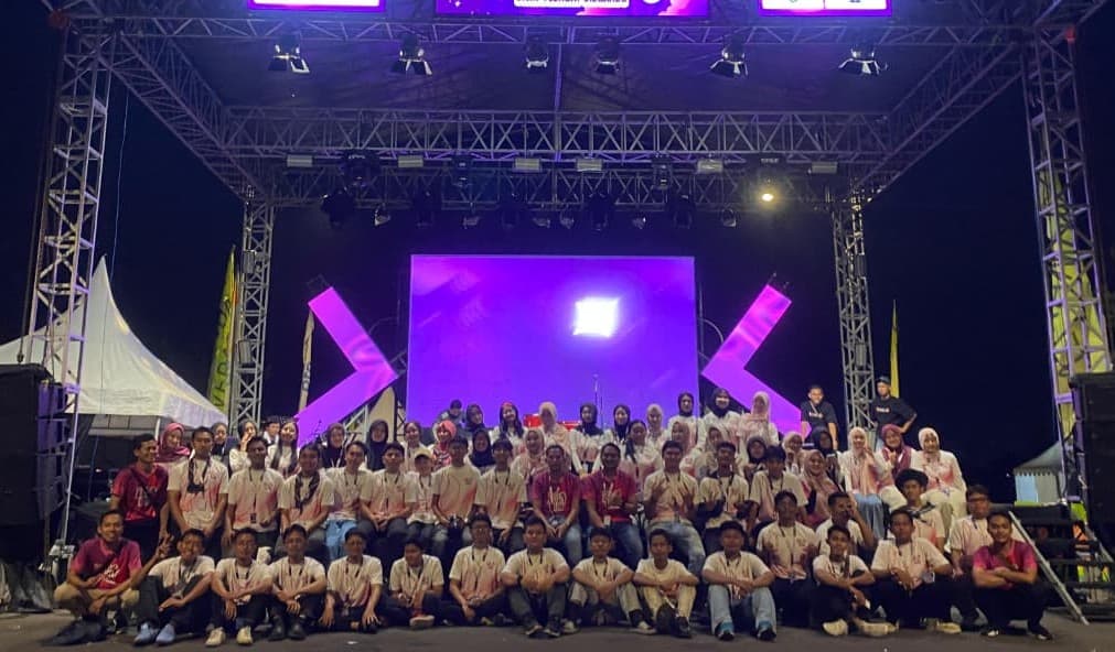 Sekretaris Kegiatan Diesnatalis 6 SMK Telkom Sidoarjo