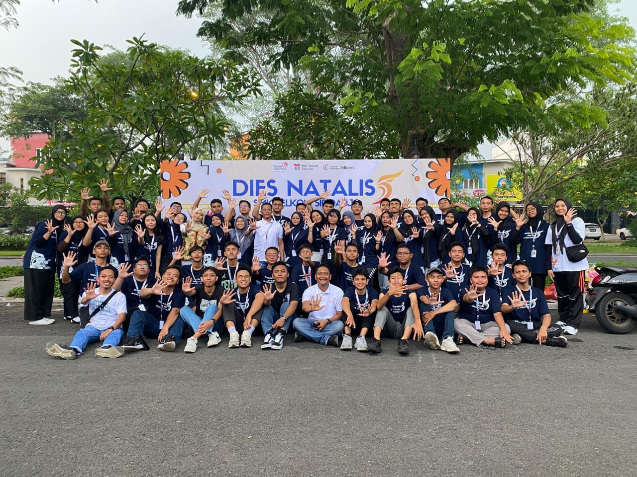 Sekretaris Kegiatan Diesnatalis 5 SMK Telkom Sidoarjo